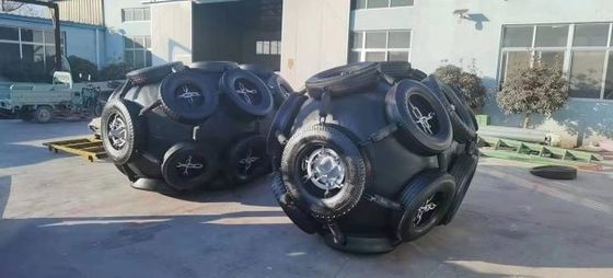 Jakość Yokohama Typ Pływające pneumatyczne akcesoria gumowe do statków morskich Fender fabryka