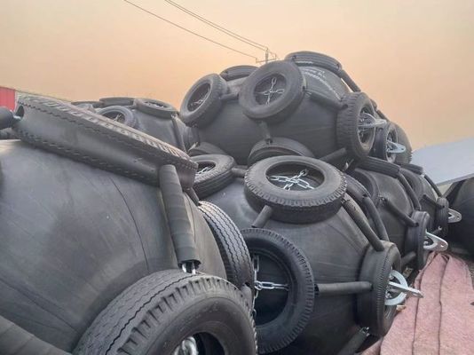 Jakość Yokohama Typ Pływające pneumatyczne akcesoria gumowe do statków morskich Fender fabryka