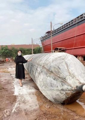 Jakość Gumowy statek uruchamiający pneumatyczną poduszkę powietrzną nadmuchiwane pneumatyczne podnoszenie ciężarów fabryka