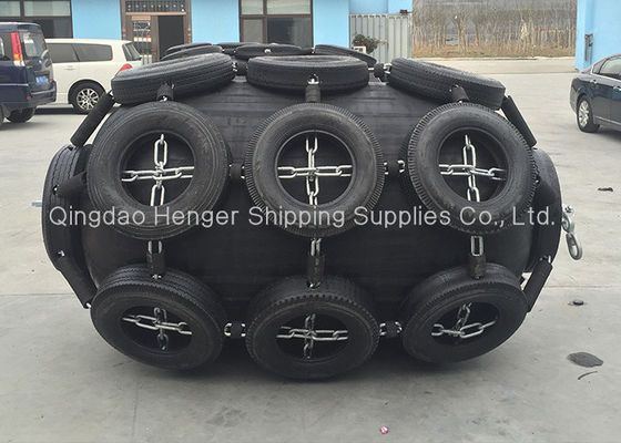Jakość ISO17357 Compliant Pneumatic Rubber Fender with Customized 0.3-4.8 M Size and 50kpa & 80kpa Pressure for Marine Applications fabryka